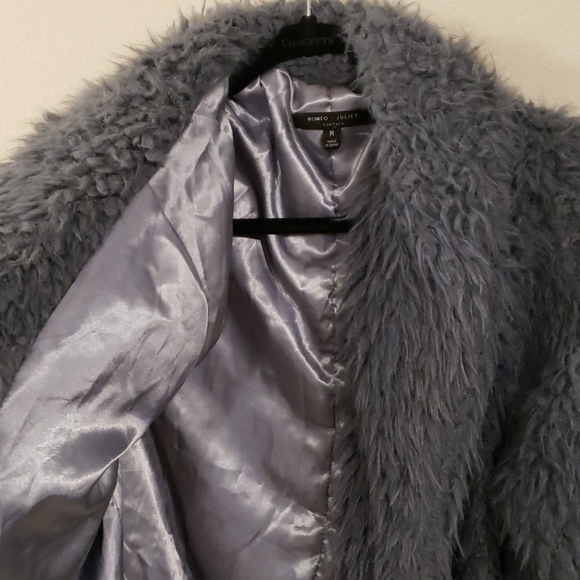 Fuzzy Coat - Picture 5 of 5